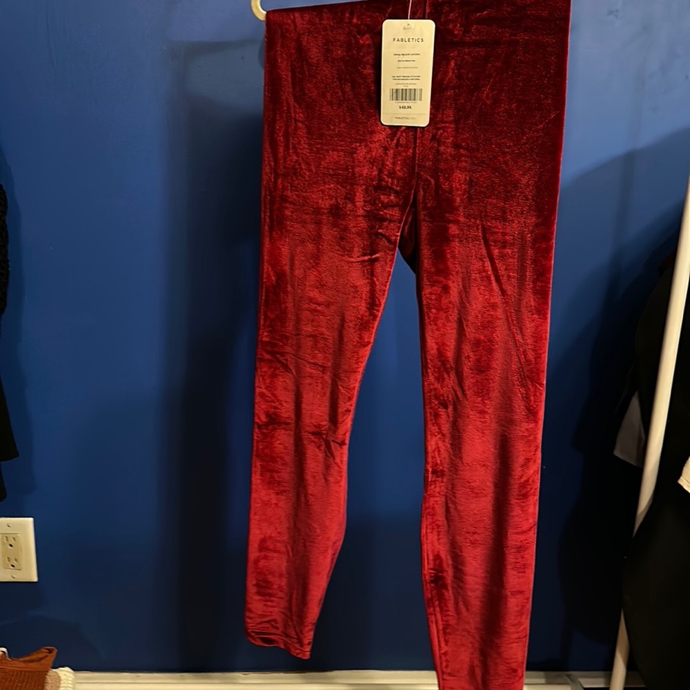 Perfect  LEGGINGS FOR HOLIDAY PARTIES!